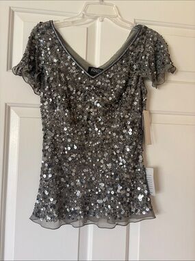Adrianna Papell Silver Sequin V-Neck Flutter Sleeve Top